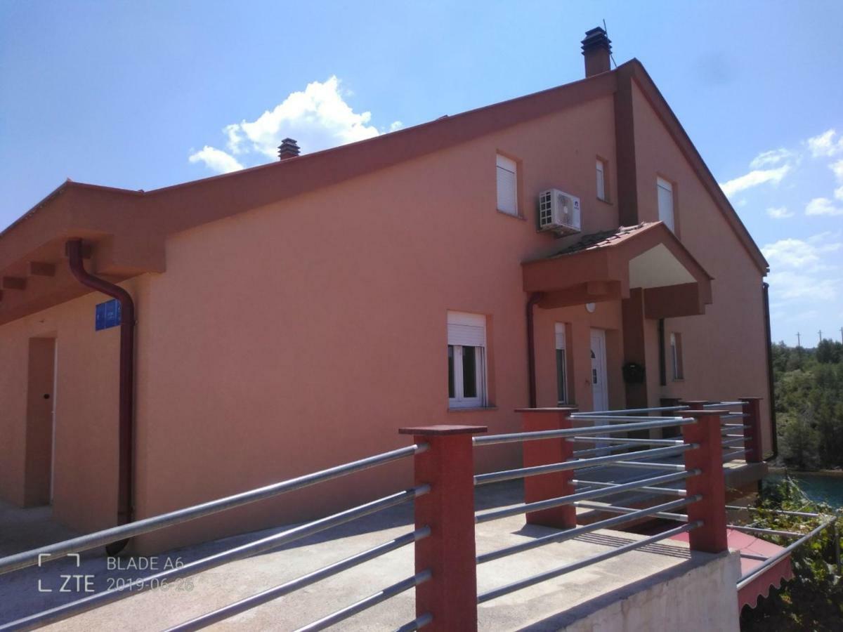 Apartament Tereza Obrovac Zewnętrze zdjęcie